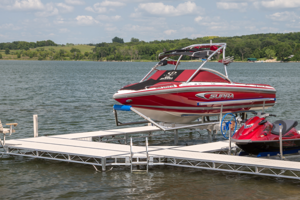 Tips about Maintaining and Optimizing Waterfront Boat Lift Systems
